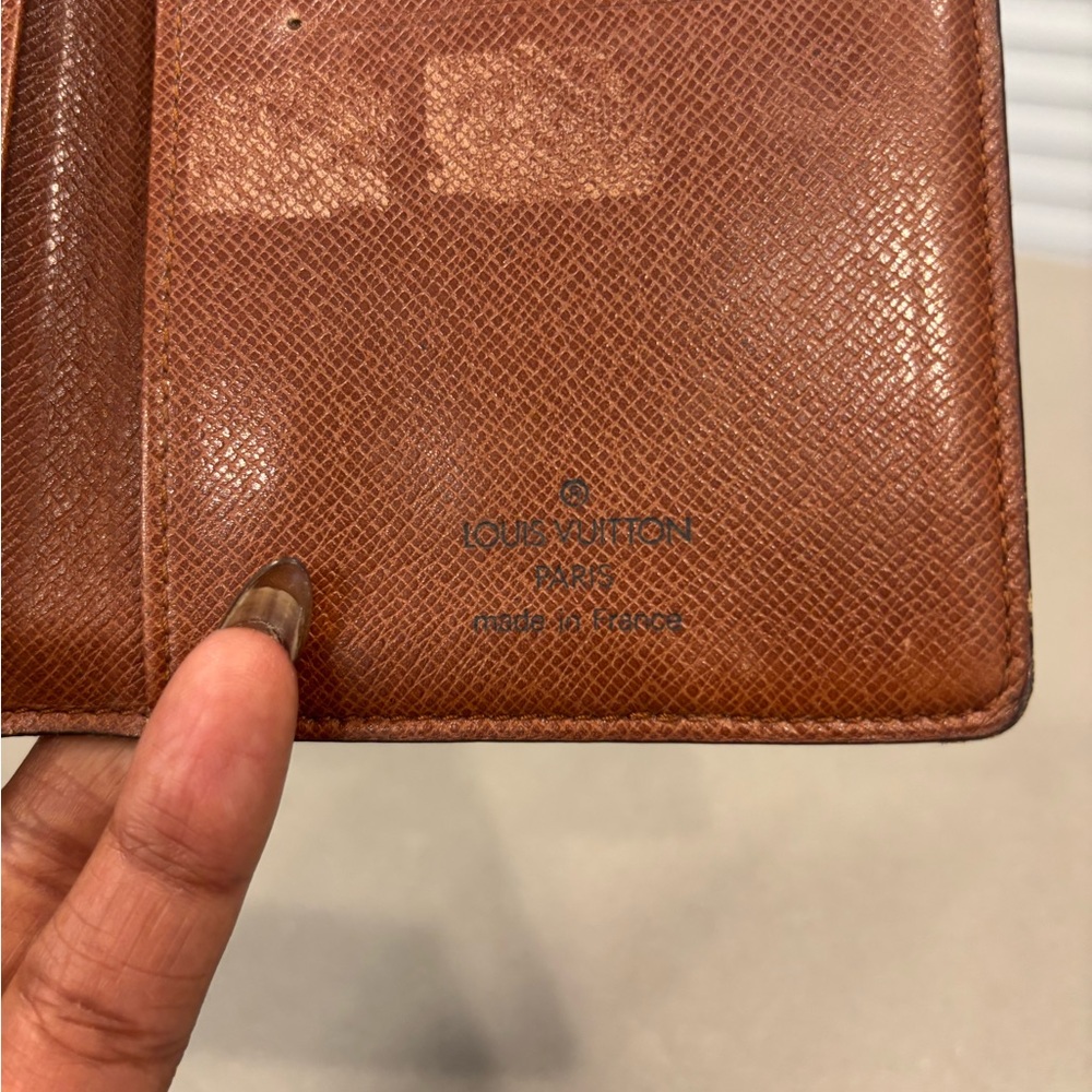 LV Monogram Checkbook - Picture 3 of 7